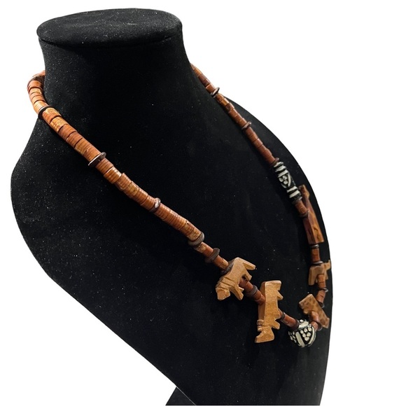 Antique Hand-Carved Wooden Animals & Tribal Painted Pendants Necklace 28” Rhino - Picture 5 of 10